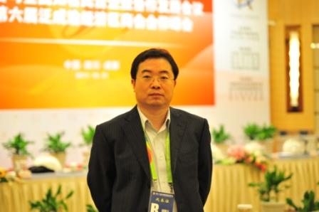 集团总裁梅长春出席知名民营企业发展合作峰会